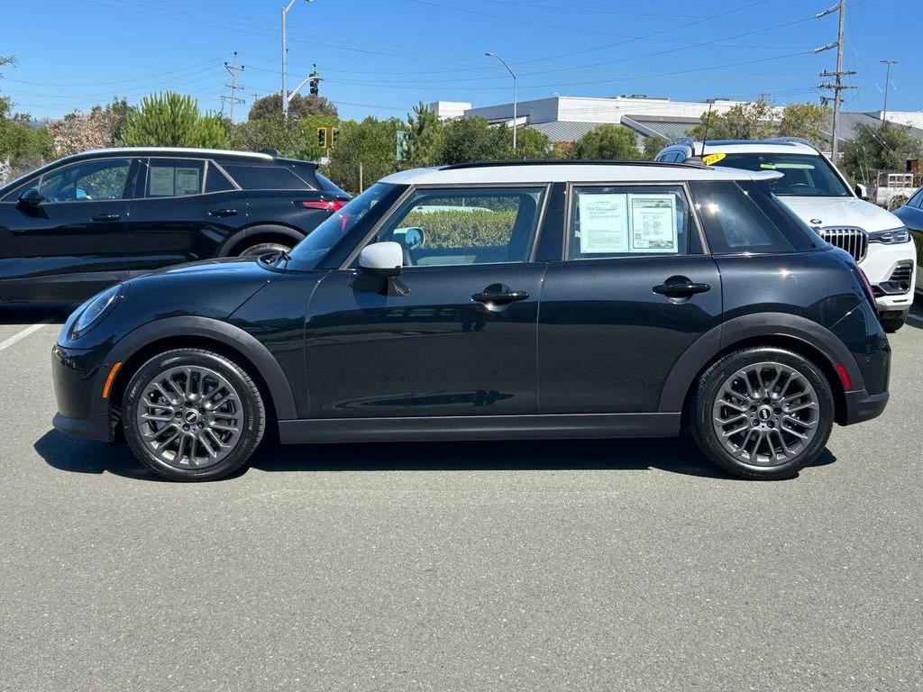 mini hardtop 4 door 2026 WMW53GD06T2X66529 image mini hardtop 4 door 2026 WMW53GD06T2X66529 image